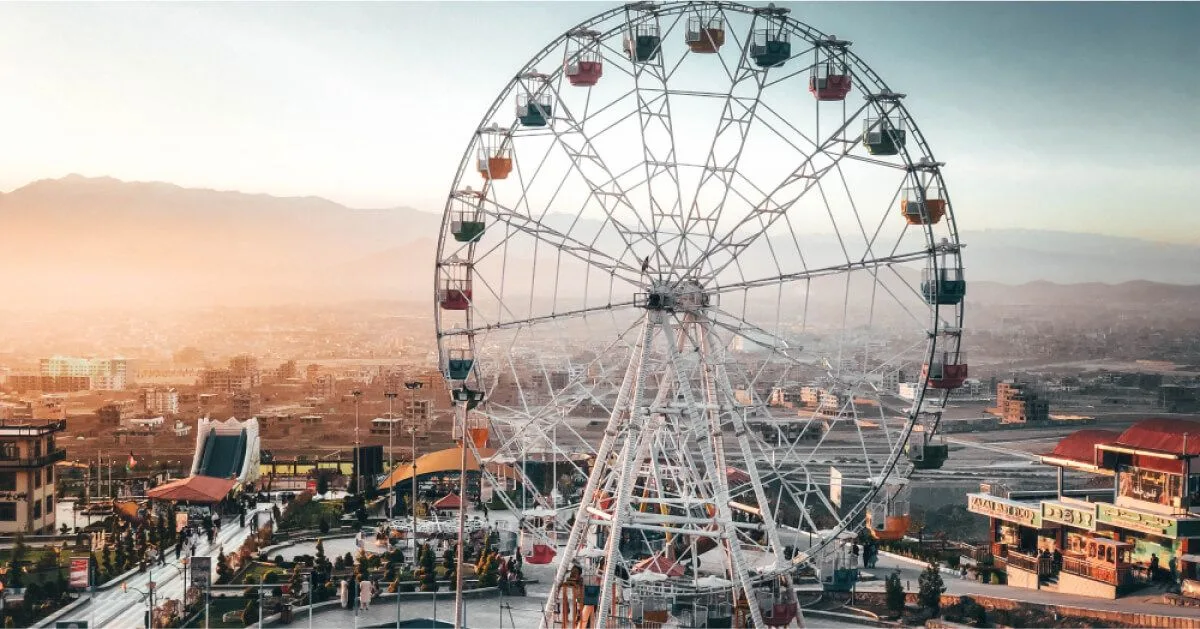 A giant wheel